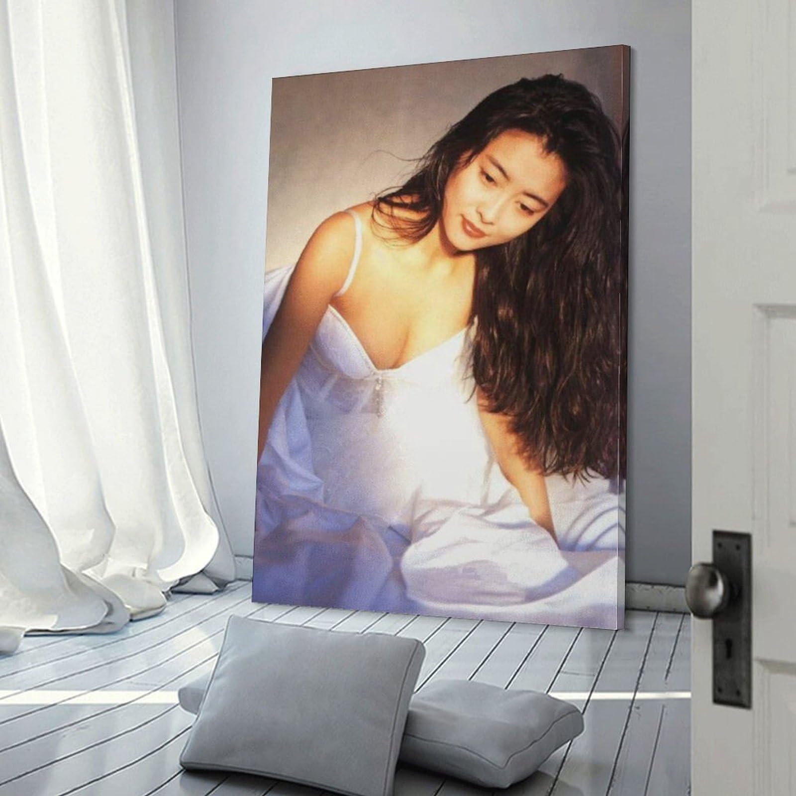 Amazon.co.jp: 中山美穂女優レトロ水着写真2ポスター 絵画 ポスター